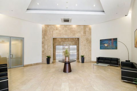 Direct Hotels â€“ Dalgety Apartments - Broome Tourism 6