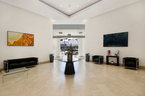 Direct Hotels â€“ Dalgety Apartments - Broome Tourism 5