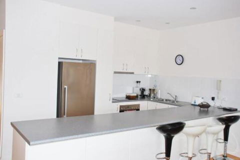 POSITION PERFECT CENTRAL INVERLOCH - Broome Tourism 5