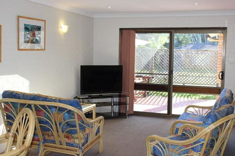 LIFES A BEACH 1 - Broome Tourism 2