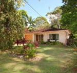 35 Santa Monica Avenue Coolum Beach Pet Friendly Linen Included - Broome Tourism