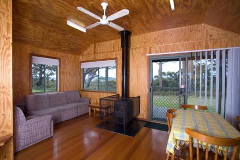 Brodribb River Rainforest Cabins Cabin 2 - Broome Tourism 6