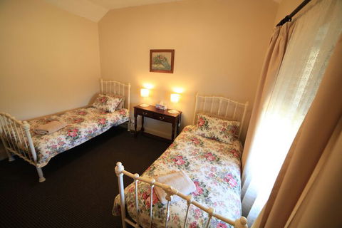 Miss Mabel Cottage - Adults Only - Broome Tourism 4