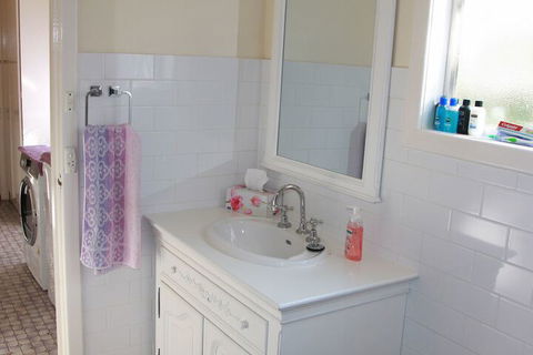 Archery Road Estate - Broome Tourism 1