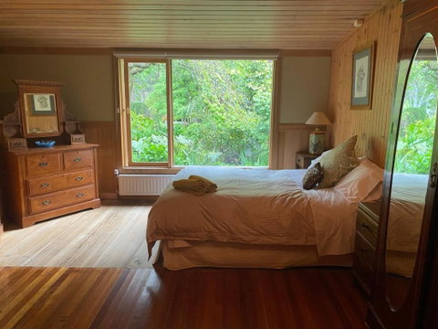 Kangaroo Manor - Broome Tourism 3
