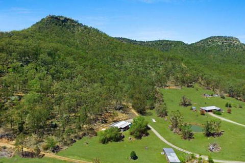 Rosamund House In Broke 4br House In Walking Distance To Cellar Doors - Broome Tourism 2