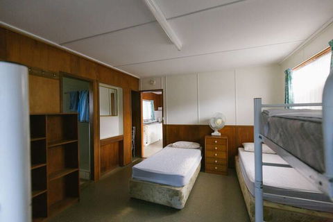 Wonboyn Cabins & Caravan Park - Broome Tourism 4