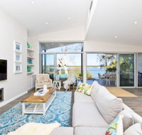 Hamptons Coastline Retreat Waterfront with a Heated Pool - Broome Tourism