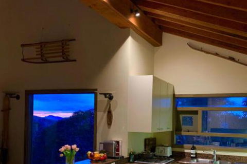 Winterbrook Chalet - Broome Tourism 3