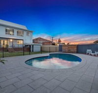 Waterview Beach house - Broome Tourism