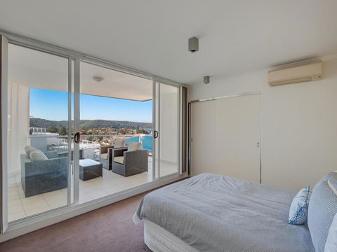 Penthouse 707 4 Bedroom Oceanview Penthouse - Broome Tourism 3