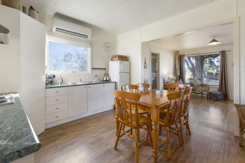 Katisha Cottage Pet Friendly & Close To Town - Broome Tourism 2