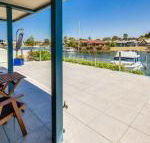 Locanda Canal frontage with Jetty - Broome Tourism