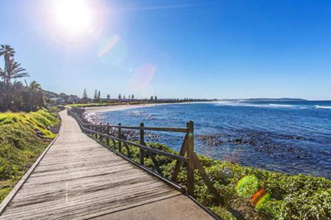 Seachange Foxtel Netflix WiFi - Broome Tourism 3