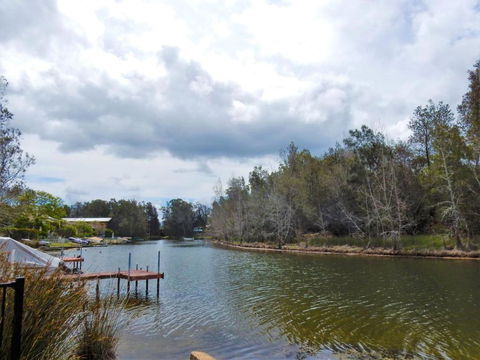 77 Lake Entrance Rd Waterfront Wonder - Broome Tourism 5