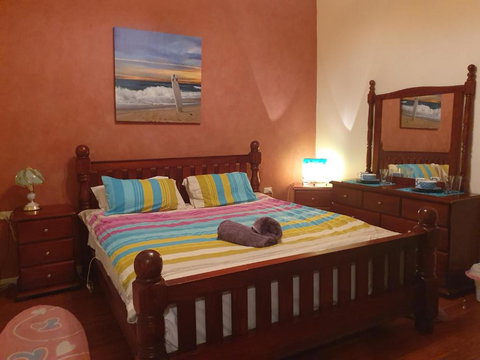 JUST 4 YOU! Amazing Sea Views WIFI Fullly Air Conditioned King Bed - Broome Tourism 5