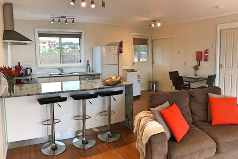 Angasi Apartment On Highcrest - Broome Tourism 5