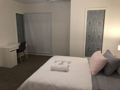 Apple House Tarneit North - Broome Tourism 4