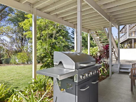HILLTOP HAVEN In MOLLYMOOK - Broome Tourism 2