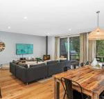 Pandanas Apartments 15A Mollymook Beach - Broome Tourism