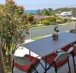 Seaview 48 MOLLYMOOK - Broome Tourism
