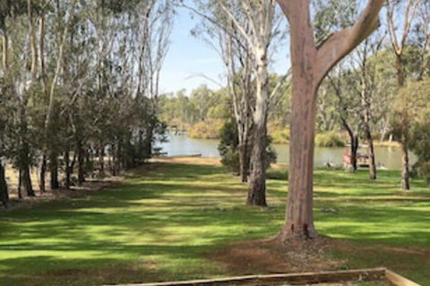 Water's Edge Bundalong - Broome Tourism 0