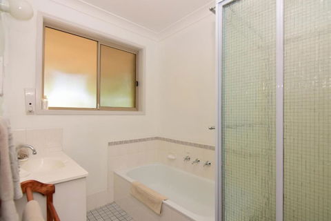 Valley Haven 3 Bedrooms Close To The Village! - Broome Tourism 5