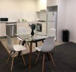 Modern Apartment in Liverpool CBD - Broome Tourism