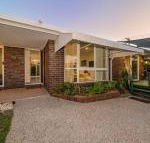 Woorim Secluded Palms Cottage - Broome Tourism