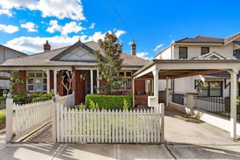Drummoyne 3 Bedroom Home (62ALE) - Broome Tourism 0