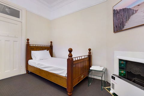 Drummoyne 3 Bedroom Home (62ALE) - Broome Tourism 1