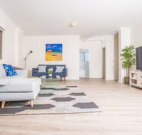 Convenient Rockdale Apartment Next To Station  Beach - Broome Tourism