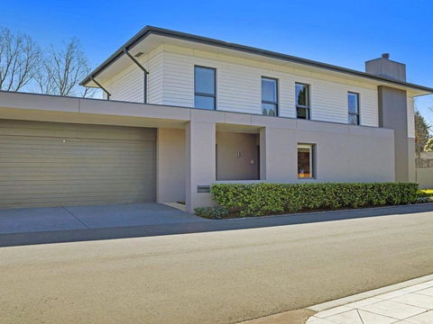 Arum 4 Heritage Park Contemporary & Timeless - Broome Tourism 7