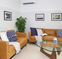 Ocean Mist Cottage across from pet friendly beach - Broome Tourism