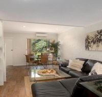 Tehidy Townhouse translation a place of retreat - Broome Tourism