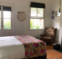 The Residence Stylish Comfort with Fireplace - Broome Tourism