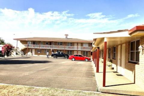 Overlander Motor Lodge - Broome Tourism 0