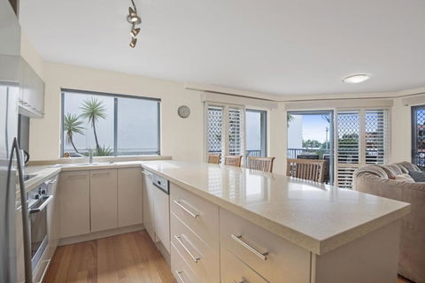 Breakwater Views Apartments - Broome Tourism 3