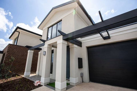 Captivating Large 4br@narre Warren - Broome Tourism 6