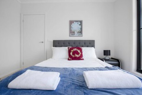 Captivating Large 4br@narre Warren - Broome Tourism 0