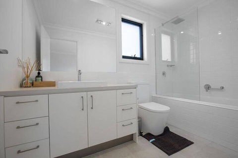 Captivating Large 4br@narre Warren - Broome Tourism 7
