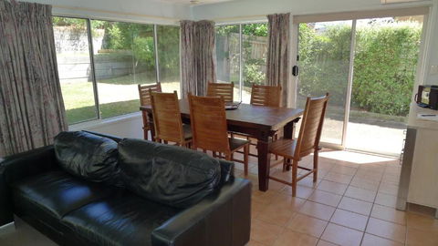 BEACHPOINT COTTAGE - Broome Tourism 3