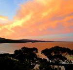 DOLPHIN LOOKOUT COTTAGE amazing views of the Bay of Fires - Broome Tourism