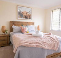 42 Rosemary Lane  Central Orange Spacious Family Home Quiet Lane - Broome Tourism