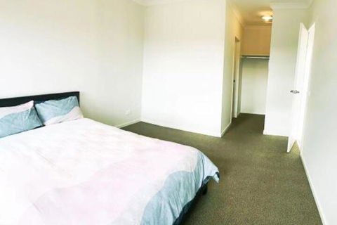 Comfortable 4BR 2Bath House Tarneit Melbourne???? - Broome Tourism 1