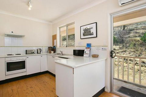 Rosa Estate In Broke Two 3br House In Walking Distance To Cellar Doors - Broome Tourism 4