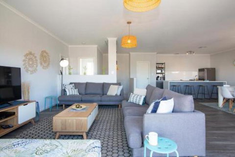 Xanadu Aldinga Beach - Broome Tourism 7