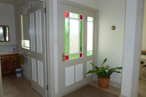 Claremont Farmhouse - Broome Tourism 3