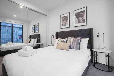 Delightful Townhouse Stay@moonee Ponds + Parking - Broome Tourism 1