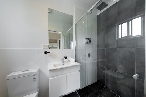 Renovated Cottage Aberdare Hunter Valley - Broome Tourism 4